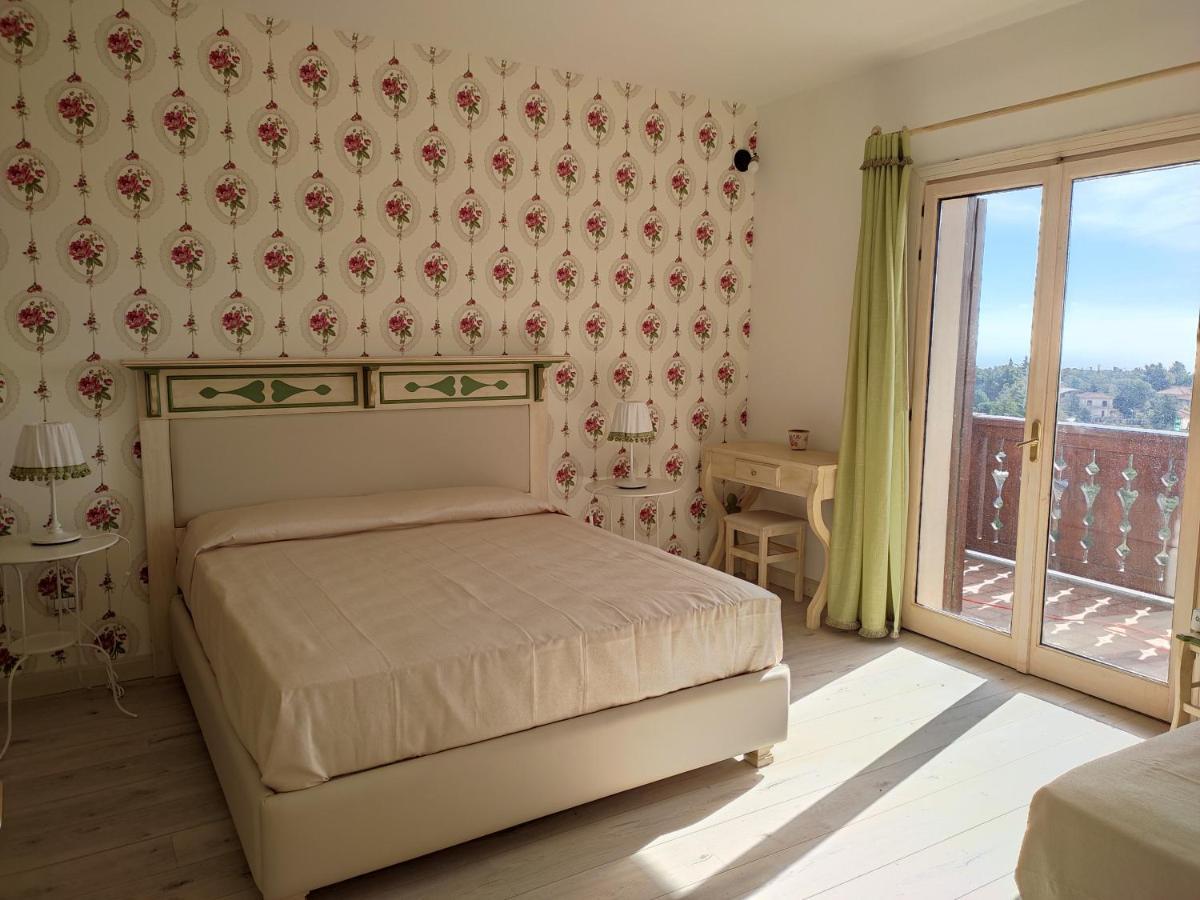 Etna Casa Del Sole Bed and Breakfast Nicolosi Exteriör bild